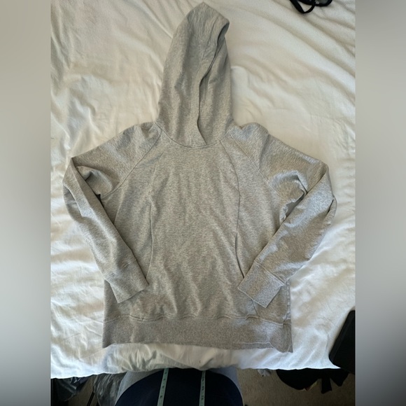 Lululemon Scuba Hoodie- EUC - Picture 2 of 6
